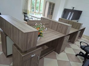 bàn làm việc theo cụm